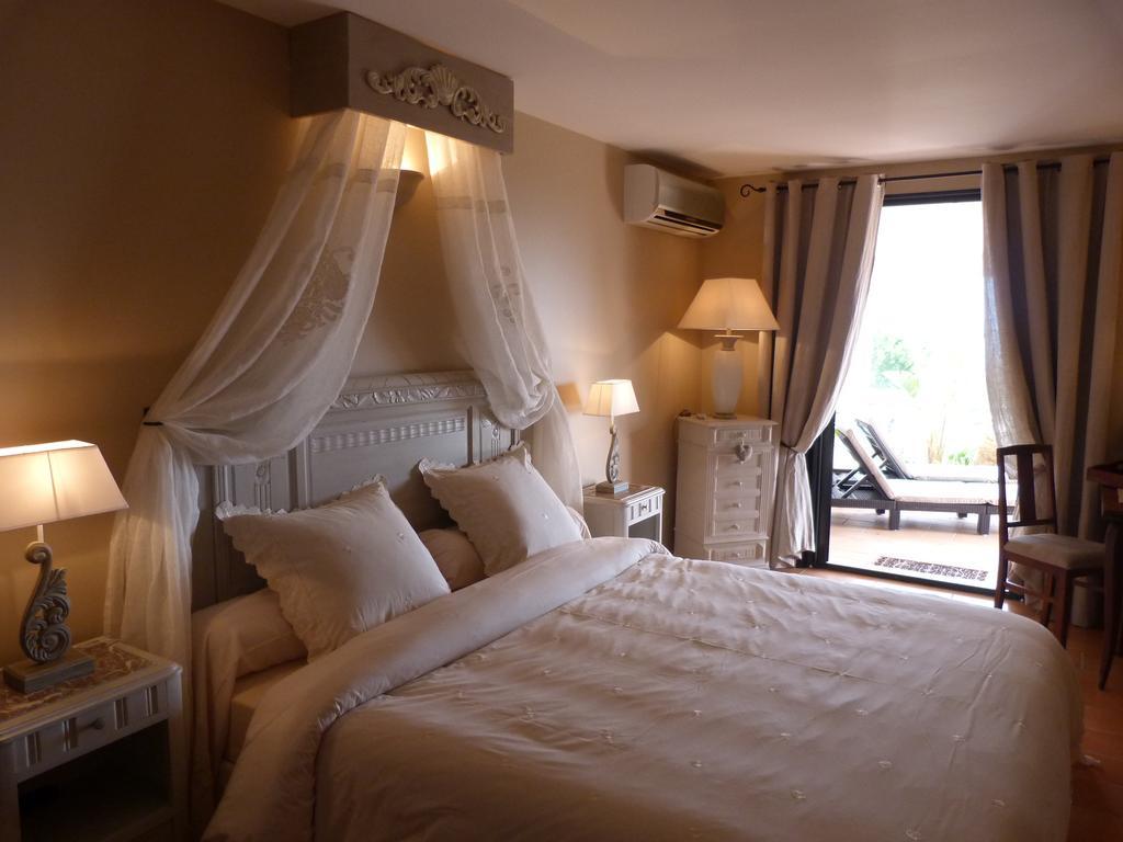 Hôtel La Bastide Des Senteurs à Peymeinade Extérieur photo